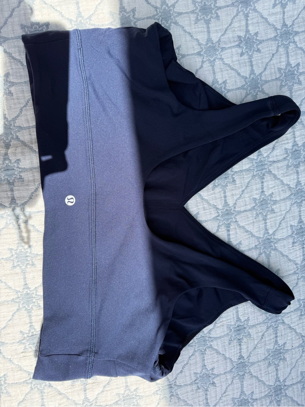 Lululemon v neck align xxl Navy Sports Bra with Low Scoop